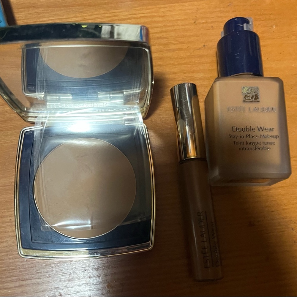 Estee Lauder Double Wear Foundation Set - Tan